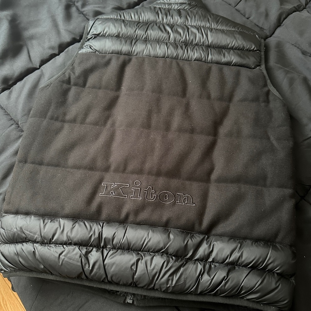 Kiton Vintage Black Puffer Vest with Red Accent - Picture 2 of 4